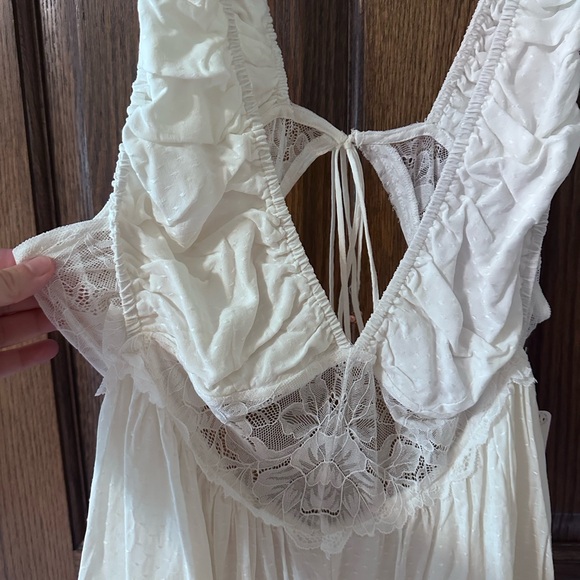 Spring Fling Romper - Picture 2 of 5